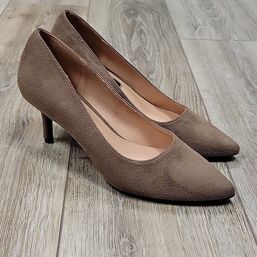 French Connection Size 7 1/2 Brown Vegan Suede Kate Flex Pumps